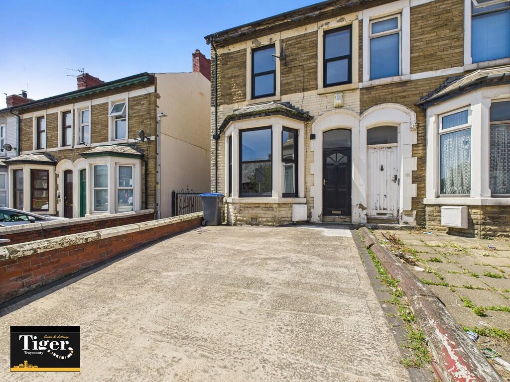 CAM03440G0-PR0366...