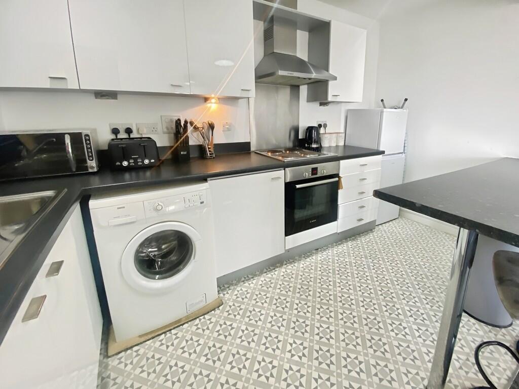 628239a8-thumbnai...