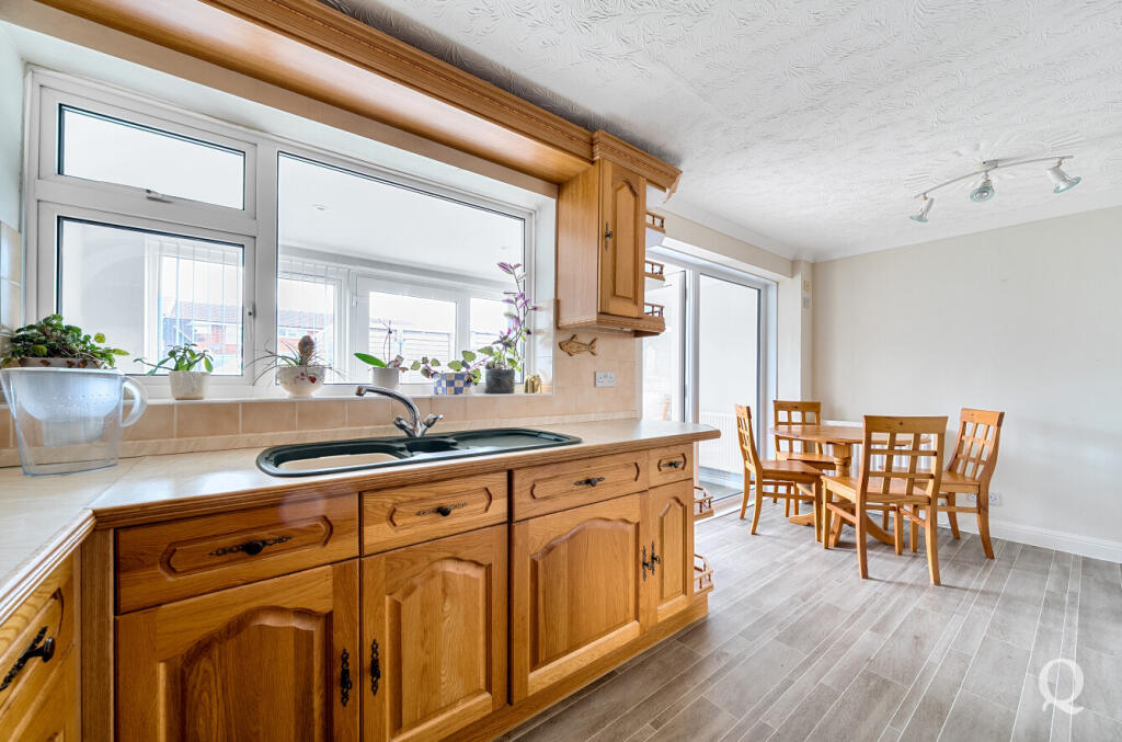 dc422e4f-e385-4d3...