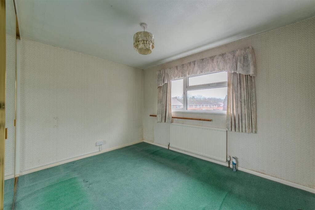 27 Manorbier Drive-2.jpg