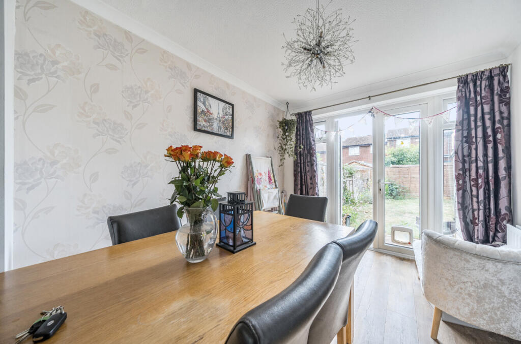 1342619-3-68a7890...