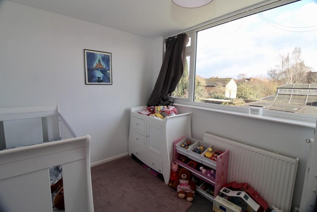 0690E1E1-243A-4B4...