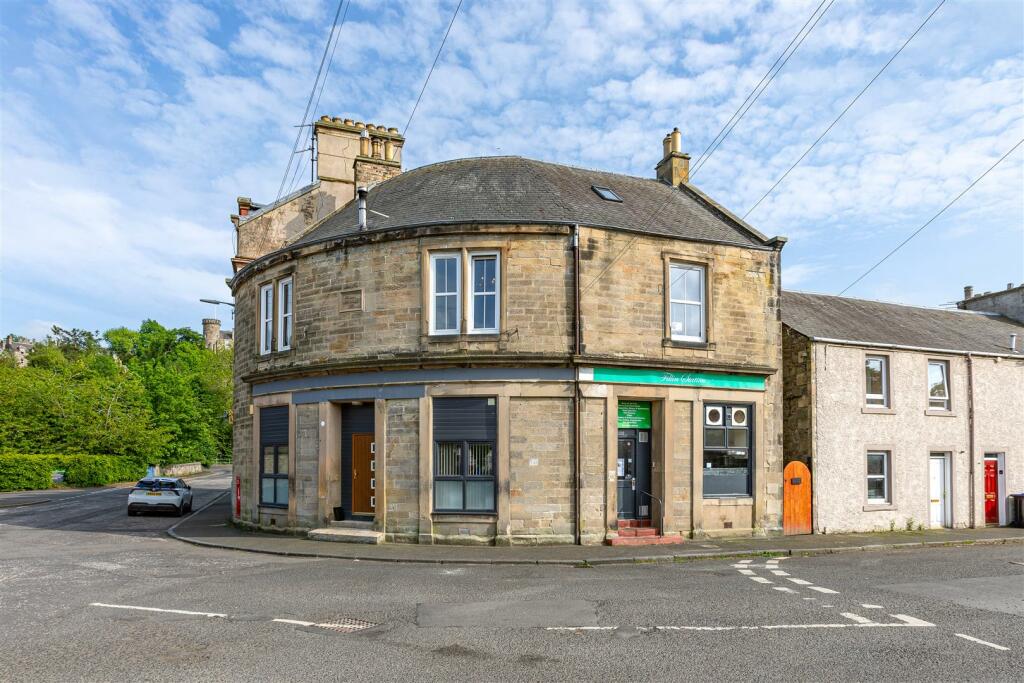 5 Buccleuch Road Selkirk 04.JPG