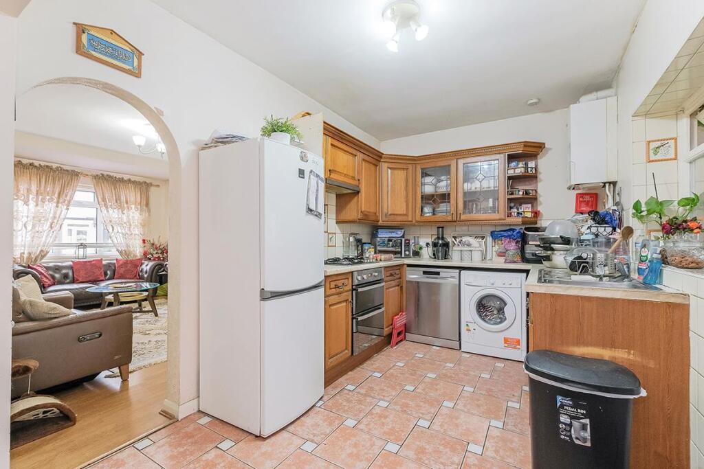 158 Bonham Road-9.jpg