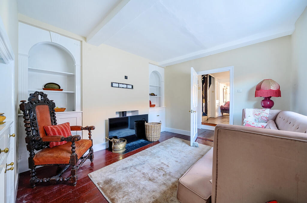 1282734-40-68276f...