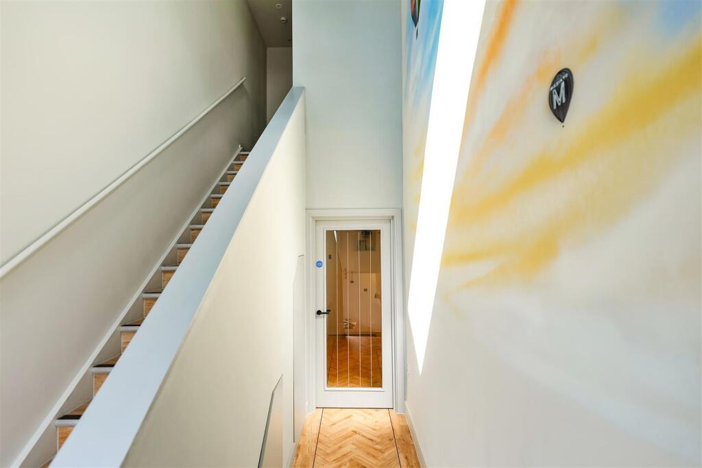 Maze Entrance 1.jpg