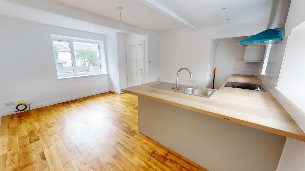 Kitchen/Living