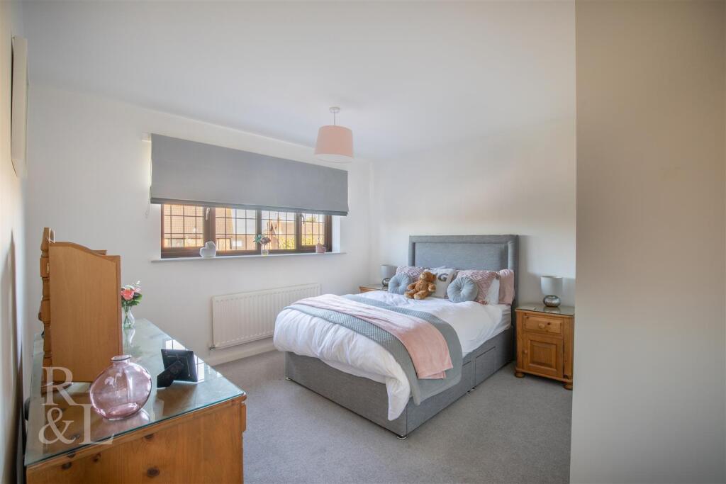 5 Killerton Park Drive (38).jpg