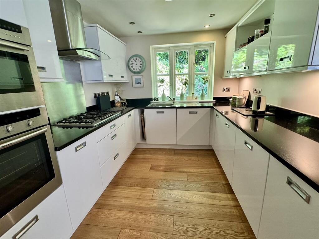 Breakfast Kitchen