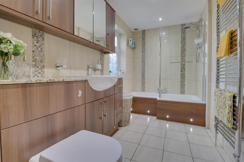 28 MARGARITE WAY-13.jpg