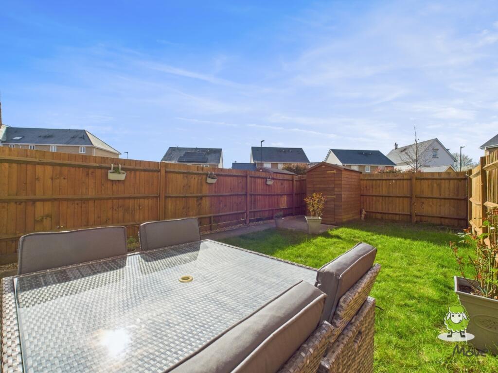 CAM03778G0-PR0186-STILL012