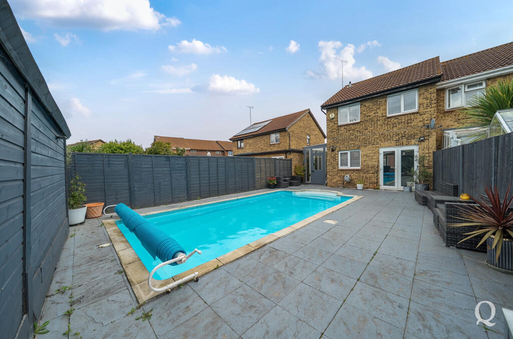 06bc1bf7-7117-4d8...