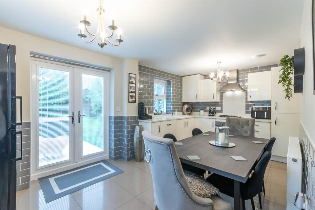 Kitchen Diner