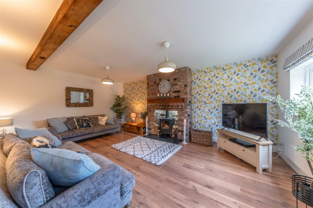 Oakley Barns-007.jpg