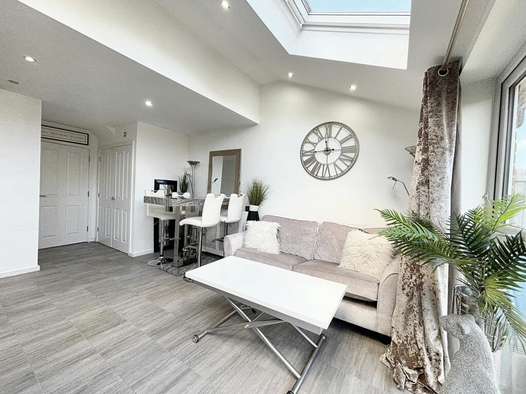 Kitchen/Diner/Family Room