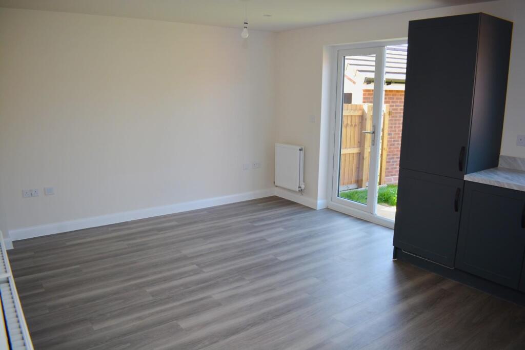 Dining Area.jpg