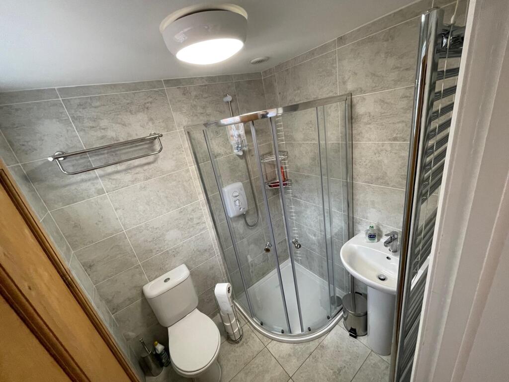 En-suite Bathroom