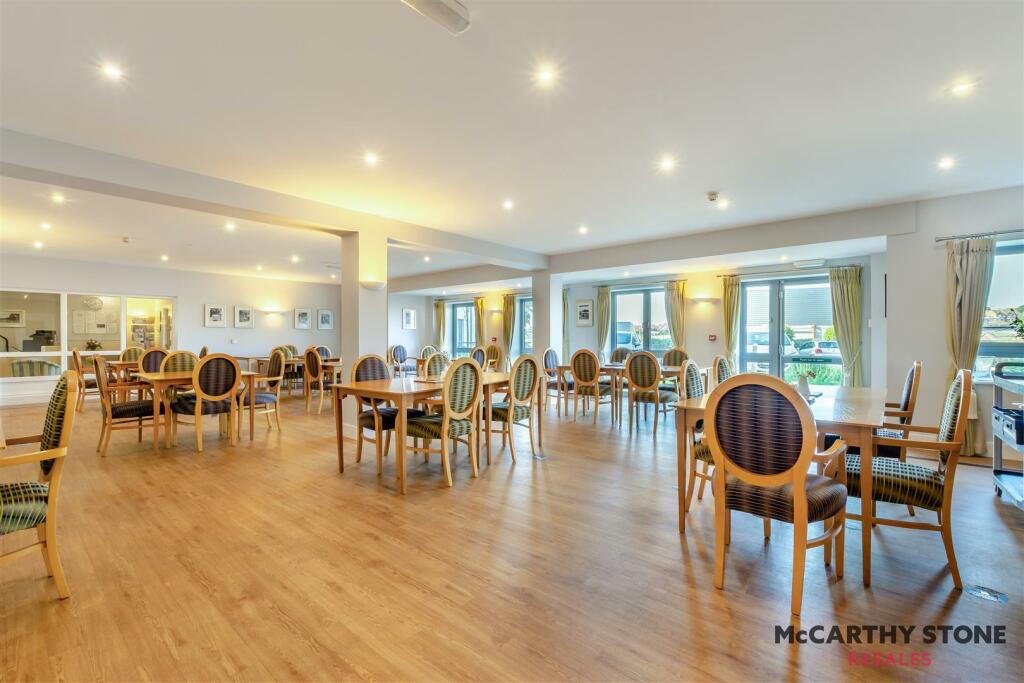 8621939-interior07.jpg
