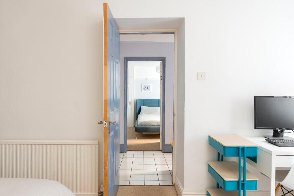 DAORDLEIFGNIRPS57FG - Bedroom A.jpg