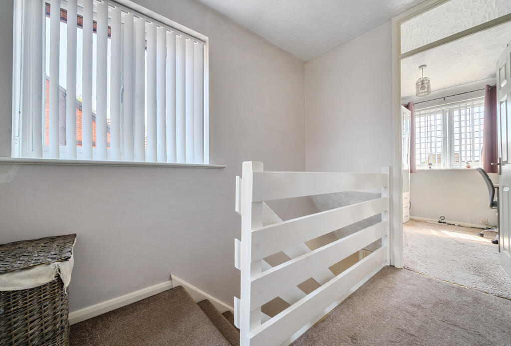 1319297-17-686bb0...