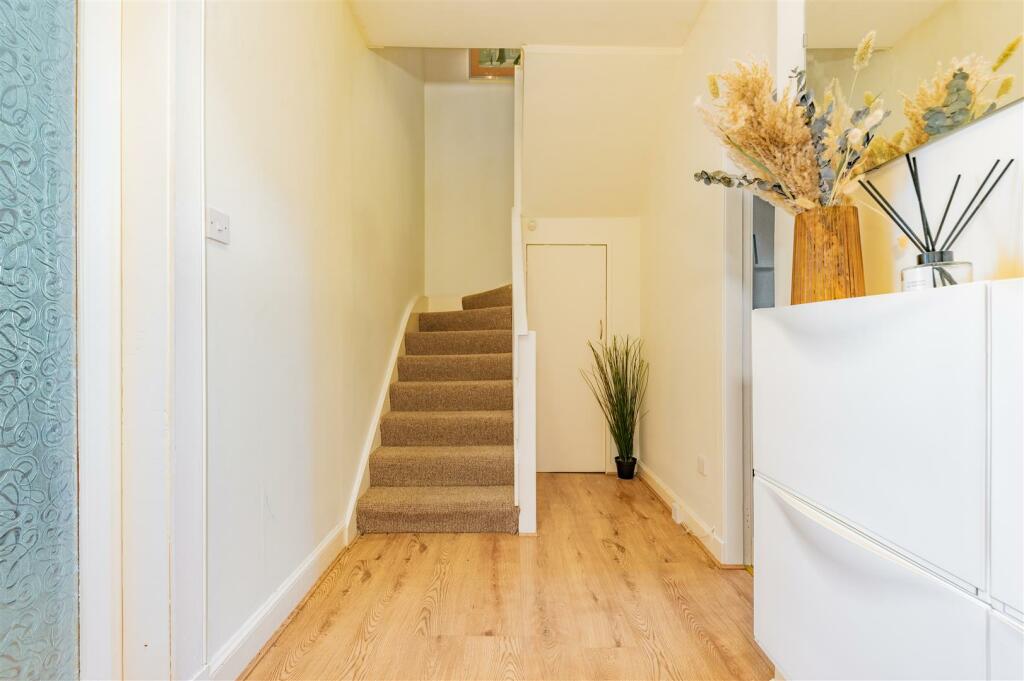 3R 19 Morgan Street Dundee-17.JPG