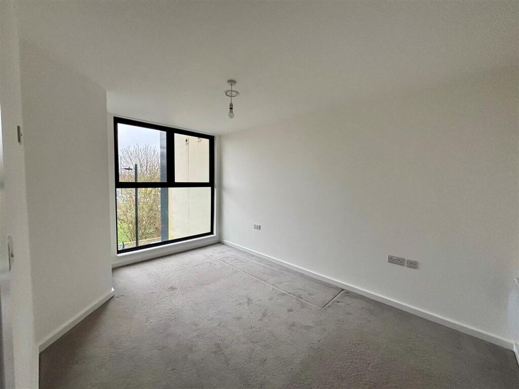 Main Bedroom.jpg