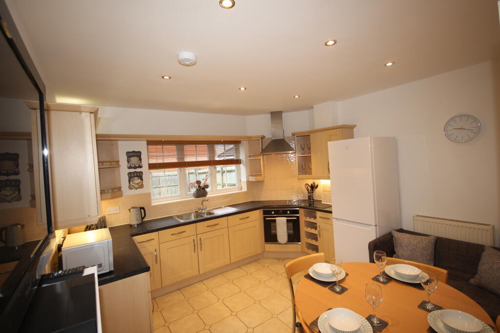 Kitchen/Dining