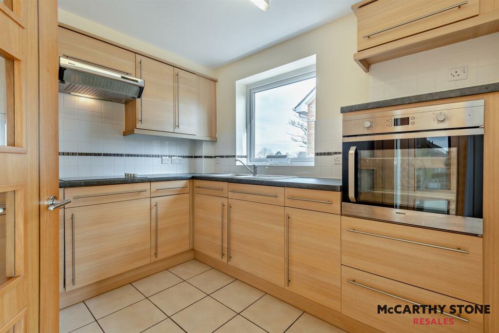 8589580-interior13-800.jpg
