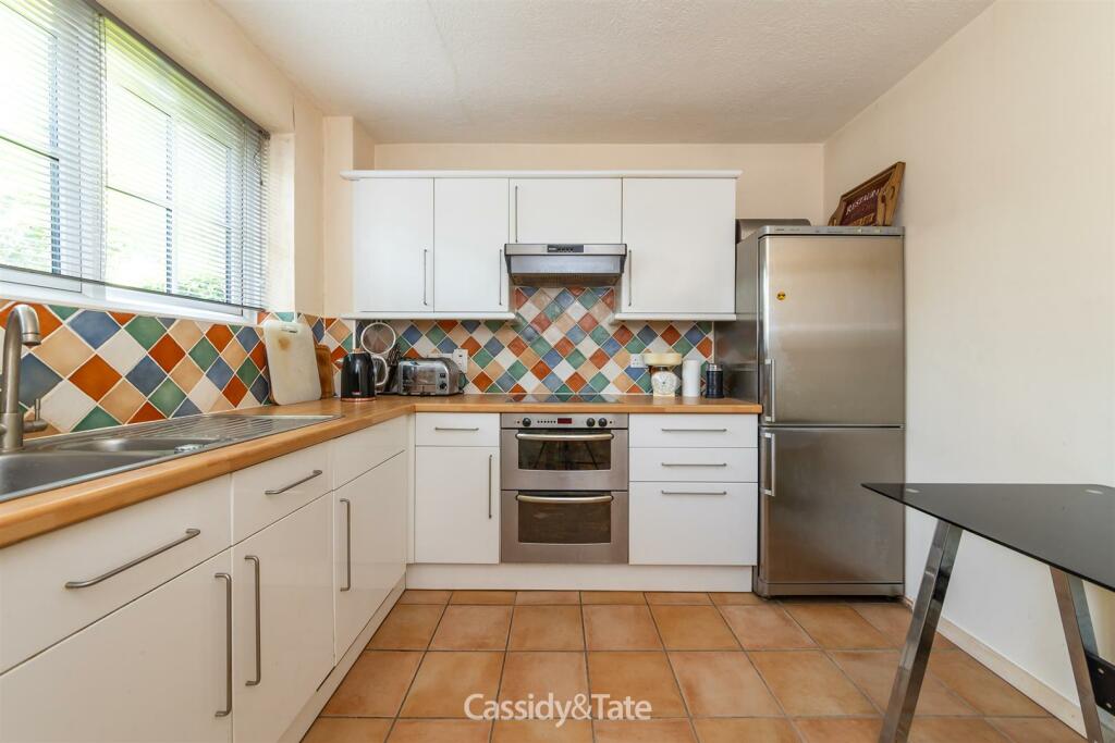 1 Jameson Court_16.jpg