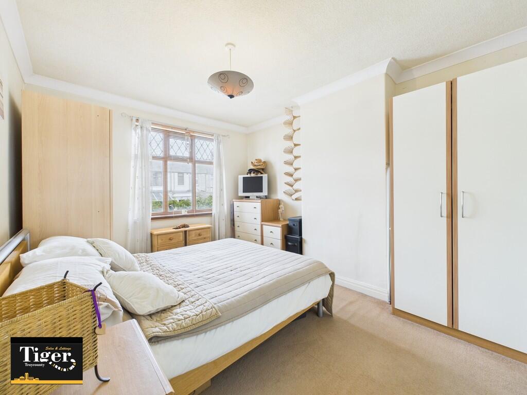 CAM03440G0-PR0428...