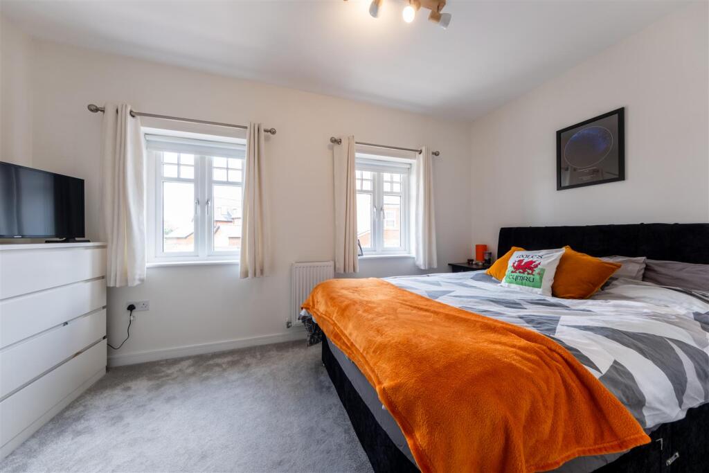 15 Hazelhurst Way-014.jpg