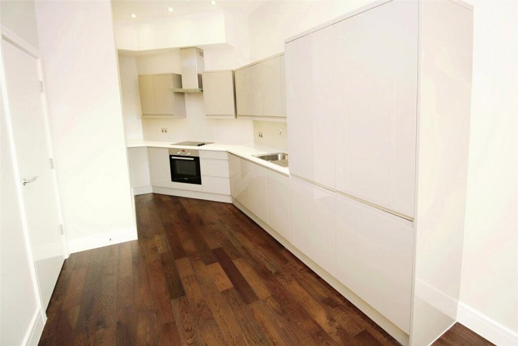 Lounge/Kitchen