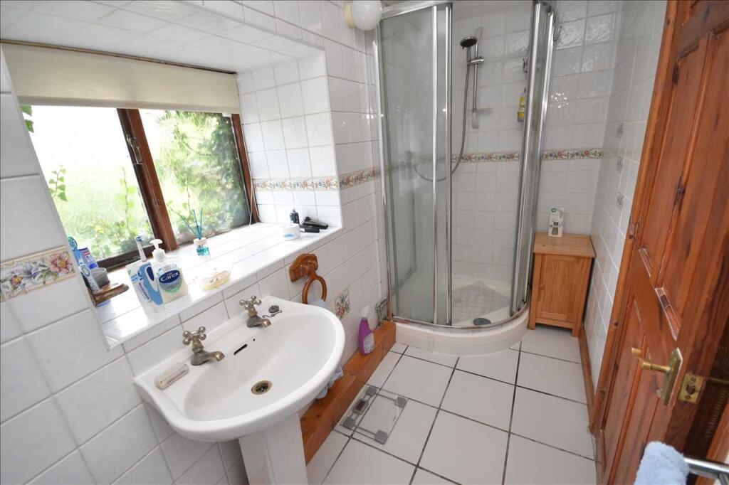 En Suite Shower Room