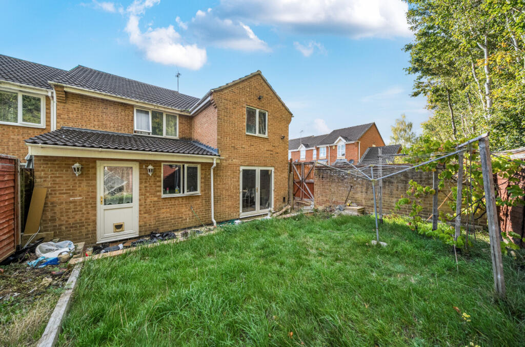 13484442168d40874394c8