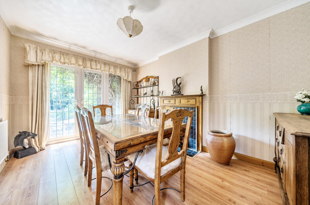 1314778-3-686289e...