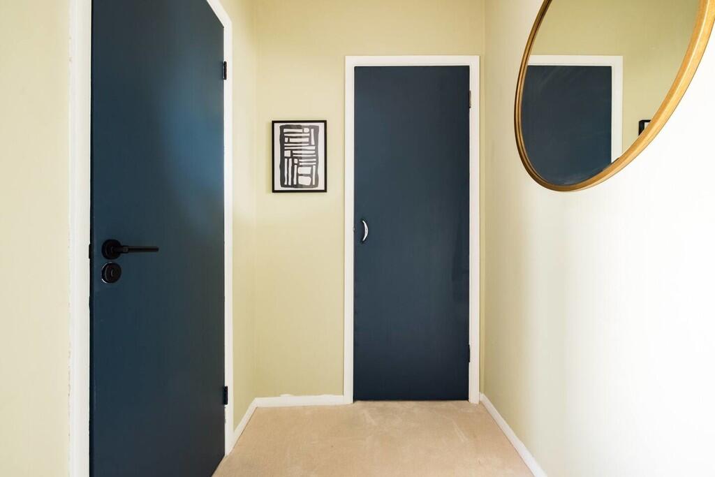 c36b8cc5-f6da-462...