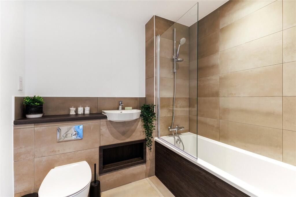 B.03.01 Show Home