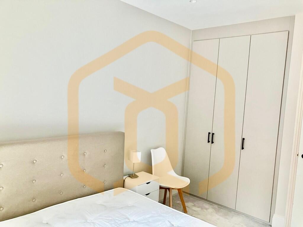 52d17083-a0ba-415...