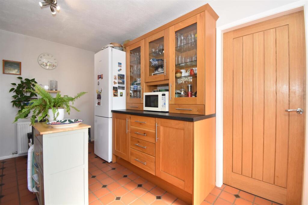 1 Mill Bank Kitchen C.jpg