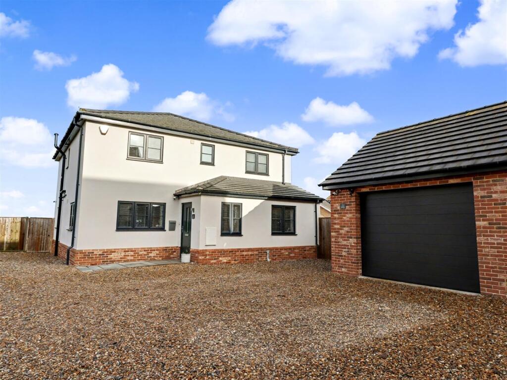 The Conifers, Great Ellingham, Attleborough