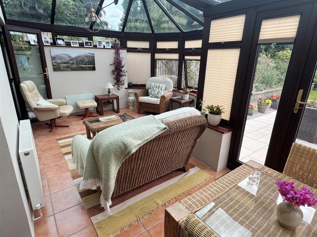 Conservatory 2.JPG