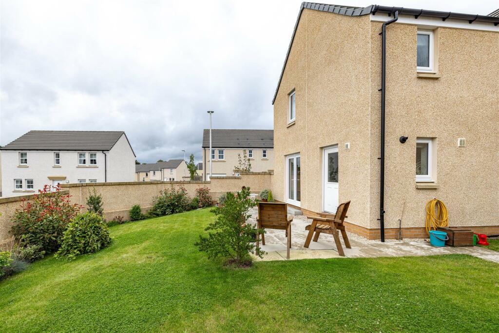 14 Knoll Park Place Galashiels 61.JPG