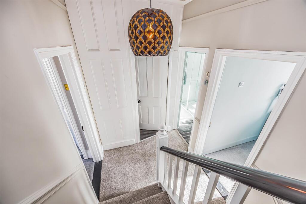 10 Kenilworth Road, Southsea-Smalll-PorticoMarketi