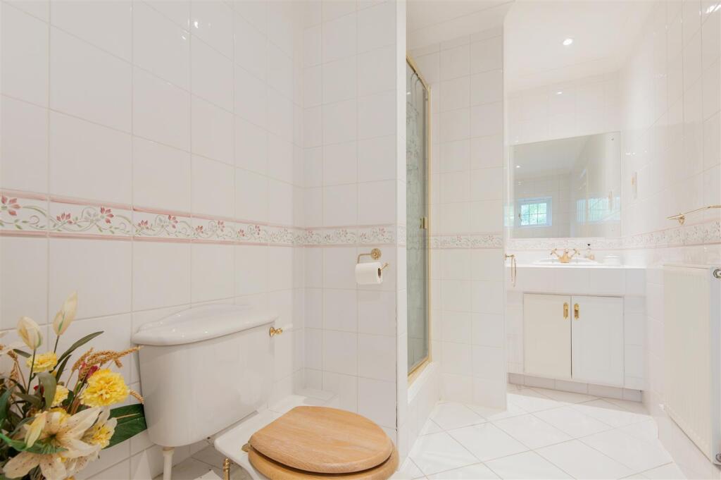 Bedroom Three Ensuite Bath/Shower Room