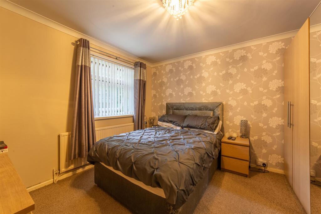 11 Hafod Court Road-2.jpg