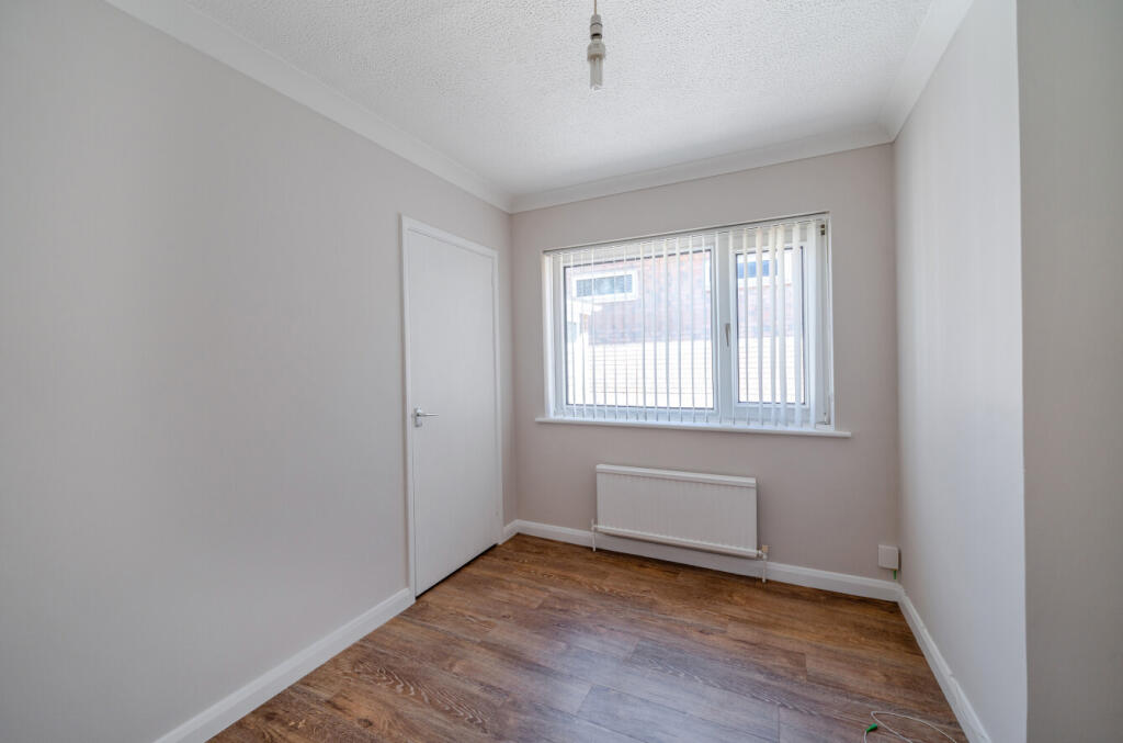 1318096-8-686d22b...