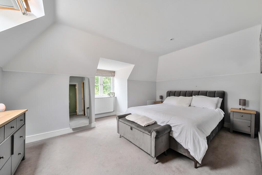 1297268-22-683856...