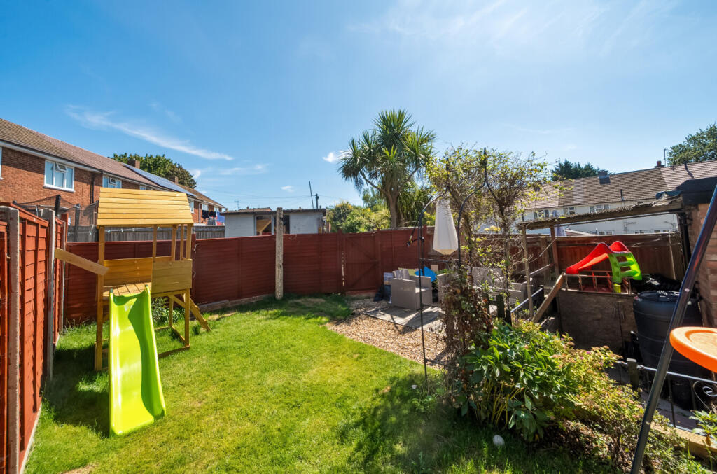 1326043-3-687a4d9...