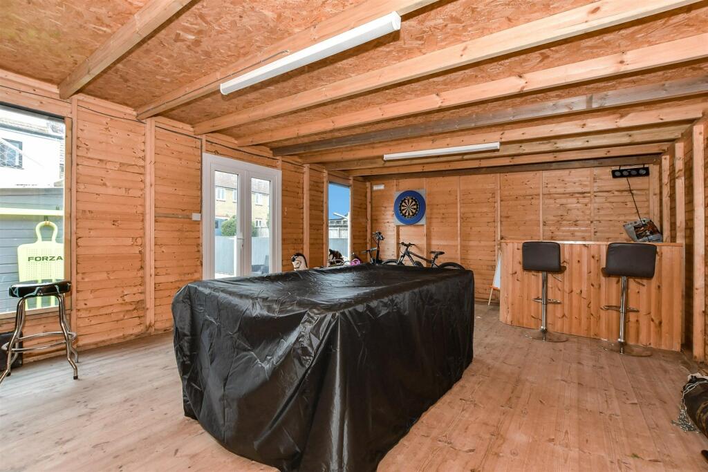 Workshop/Outbuildings
