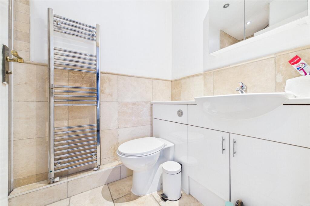 Ensuite